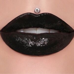 Weirdo By J Star BNWT in The Supreme Gloss & everyone loves some Jeffree Star ⭐️